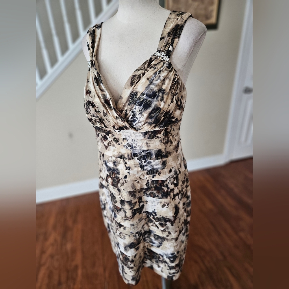 VTG R&M Richards Metallic Animal Print Evening Dress Size 14 - Picture 2 of 5